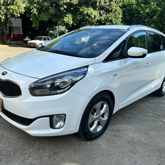 Kia Carens 2016 2.0 Suv Ex