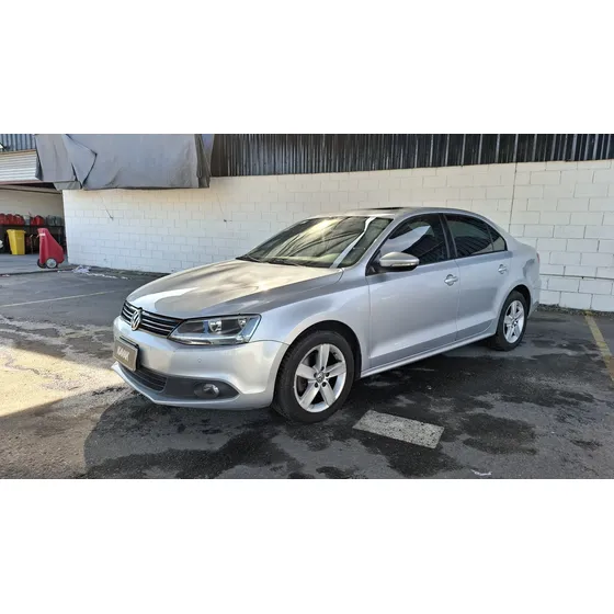 Volkswagen Vento 2.5 Luxury Tiptronic