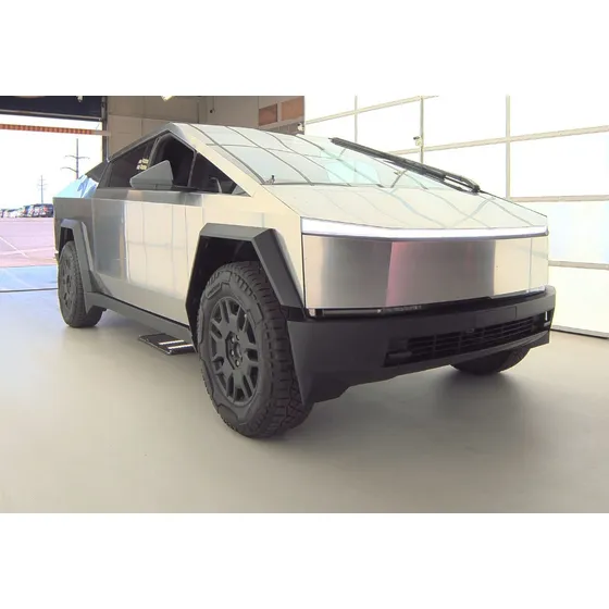 Tesla Cybertrock W