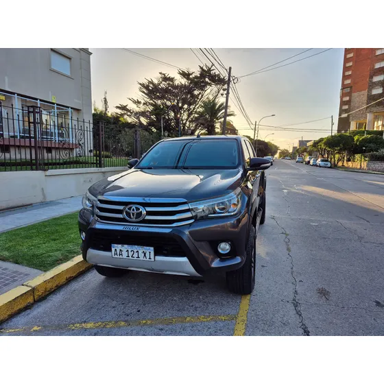 Toyota Hilux Pick-up 2.8 Cd Srx 177cv 4x4 At