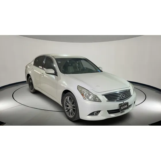 Infiniti G 3.7 At