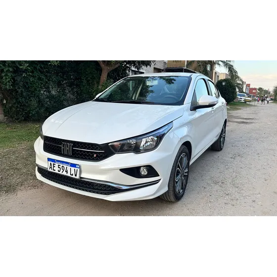 Fiat Cronos 1.8 16v Precision