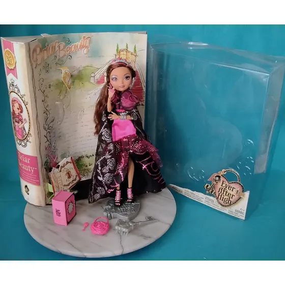 Boneca Ever After High Briar Beauty Legacy Day Mattel 2013