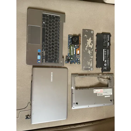 Notebook Samsung Np530u3 (peças)