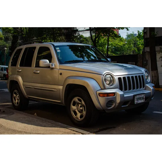Jeep Liberty Sport 4x2 At
