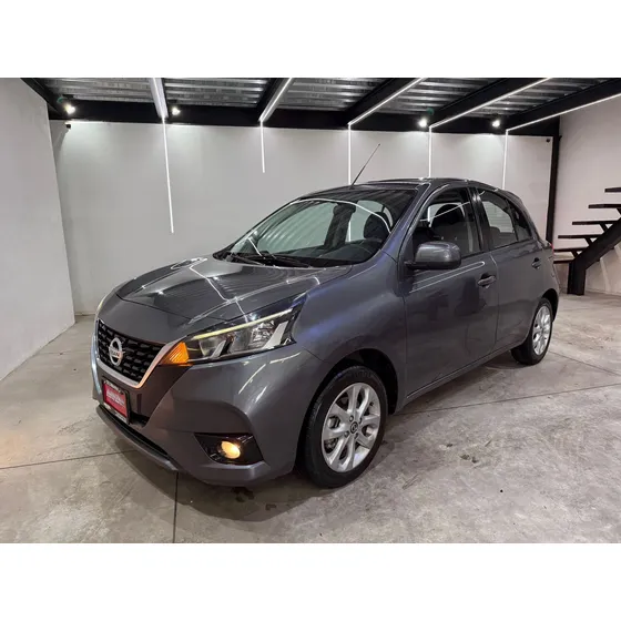 Nissan March 1.6 Advance At
