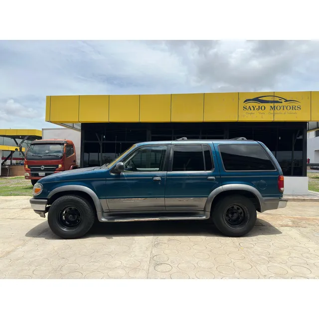 Ford Explorer Automatico