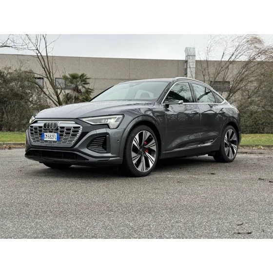 Audi Q8 Etron Sportback Etron 408 Cv