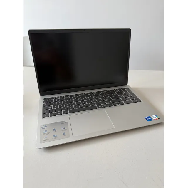 Laptop Dell Inspector 15 3520 Core I7