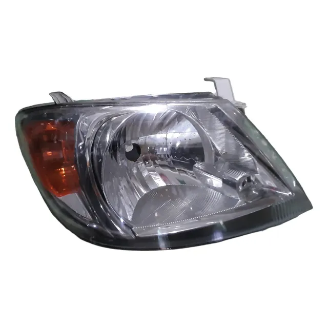 Faros Del A) Izq B) Der Camioneta Toyota Hilux Cod E-272 Ayb