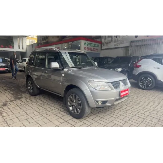 Mitsubishi Pajero Tr4 2.0 4x4 16v 140cv Flex 4p Automático