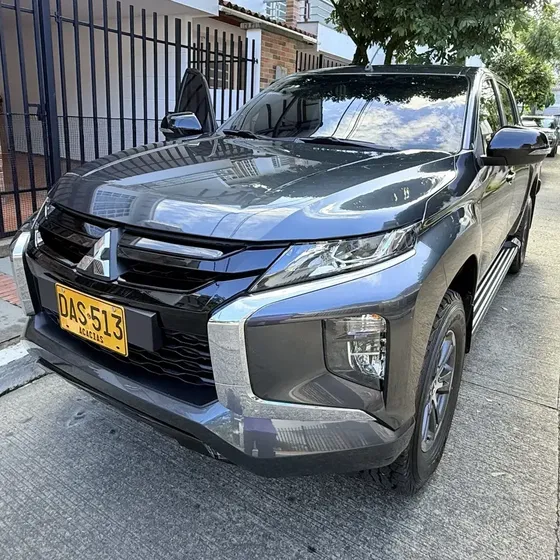 Mitsubishi L200 2023 2.5l