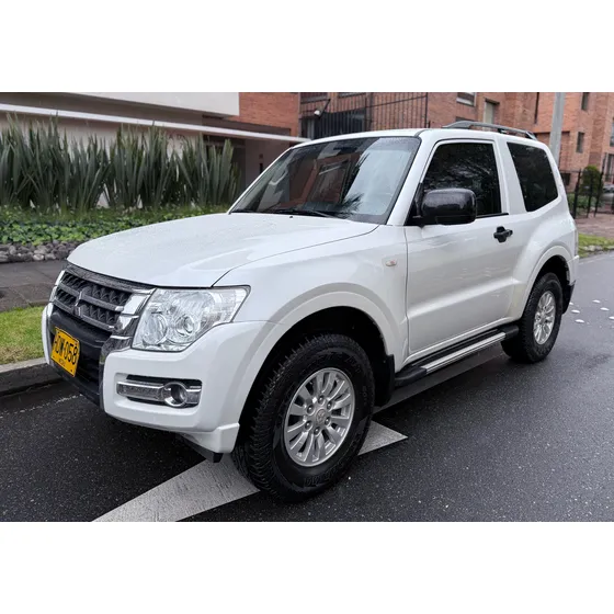 Mitsubishi Montero 3.5 Hard Top Vulcano