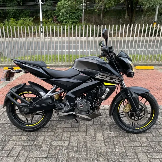 Bajaj Pulsar Ns 200 2020