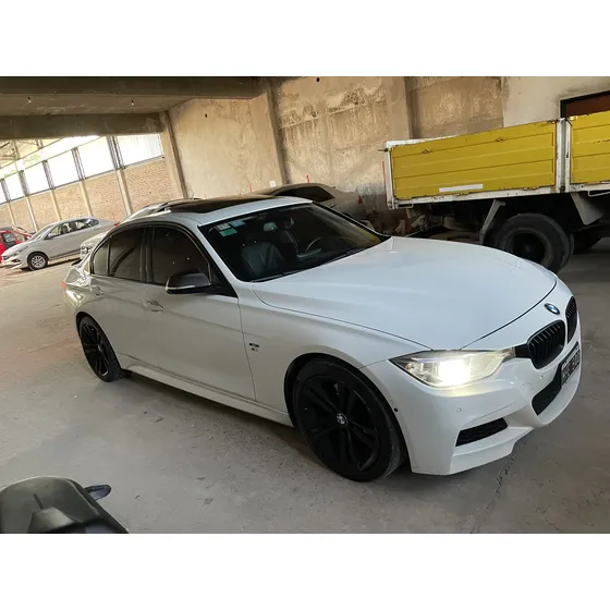 Bmw Serie 3 2.0 328i Sedán Sport 245cv