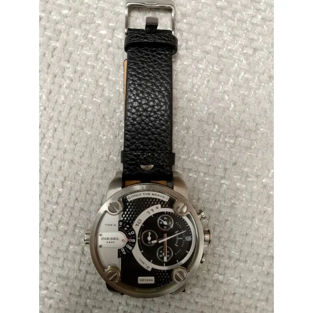 Reloj Diesel Dz Hombre Cuero/nylon/silicon Hebilla Doble