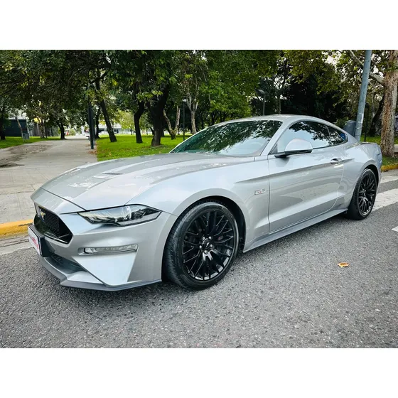 Ford Mustang 5.0 Gt 421cv