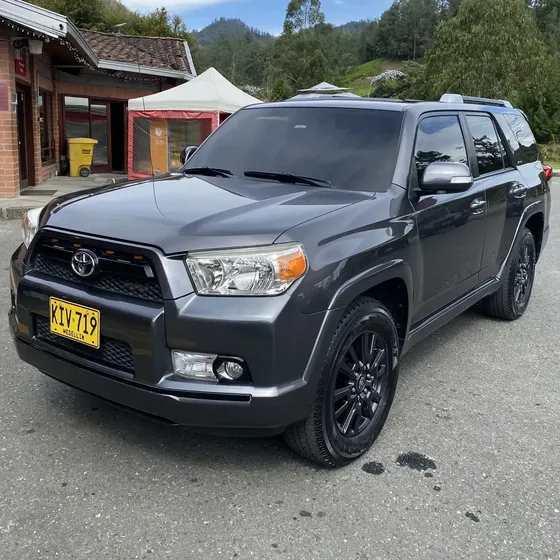 Toyota 4runner 2013 4.0 Limited
