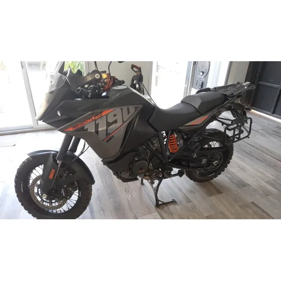 Ktm Adventur 1190, Año 2015 Rodada En 2017, Segundo Dueño.