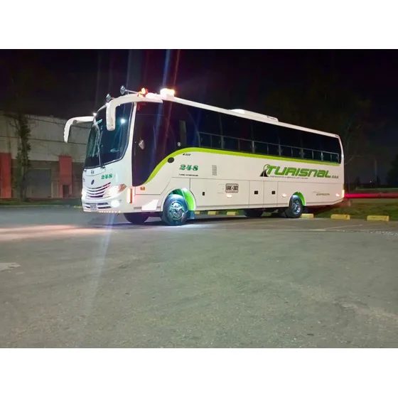 Bus Hino - Carrocería Jgb Ibiza Maxxi - 41 Pax.