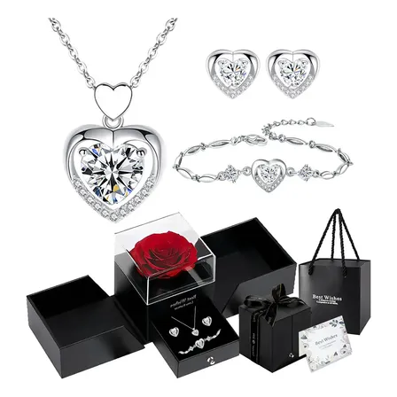 Caixa De Presente Com Colar Feminino De Coração E Rosas, Colar, Pulseira E Brincos Femininos No Formato De Coração... Branco