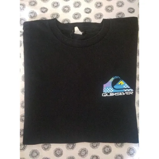 Franela Quicksilver, Talla M. Usada. Importada. 