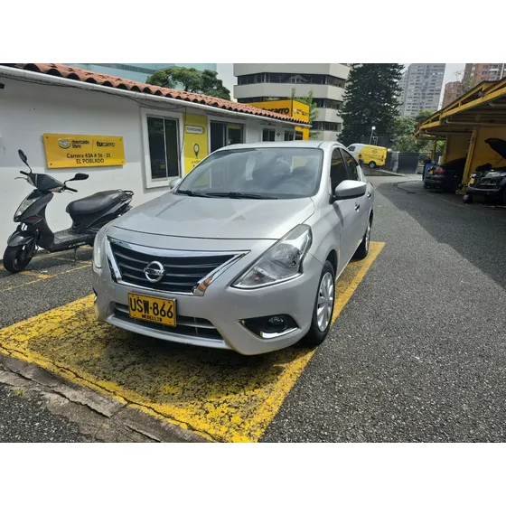 Nissan Versa 1.6 Advance At 2016