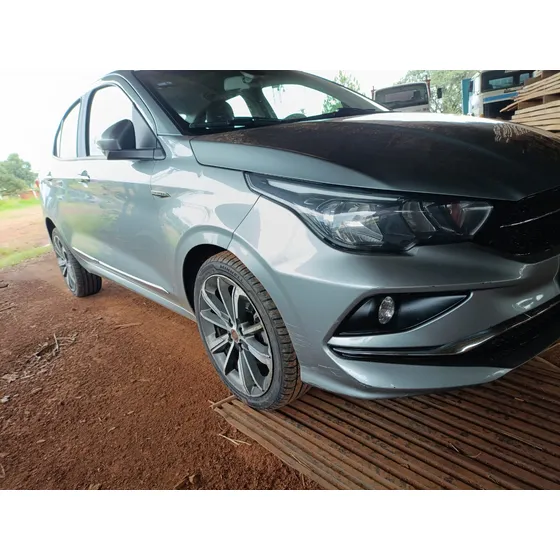 Fiat Cronos 1.8 16v Precision At6 Pack Premium