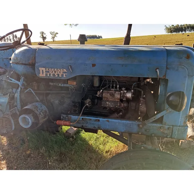 Se Vende Tractor Fordson Major. Andando Muy Bien.