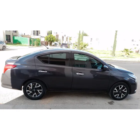 Nissan Versa 1.6 Sense At