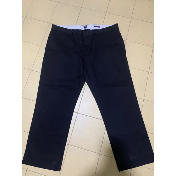 Pantalón De Caballero Usado Y Nuevo