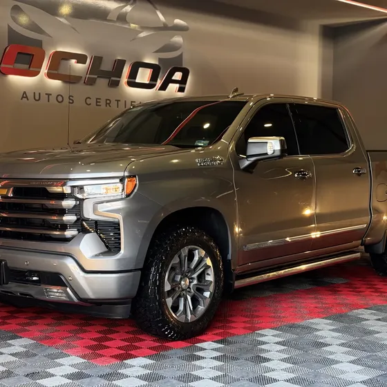 Chevrolet Cheyenne 2024 6.2 Doble Cab High Country 4x4 At