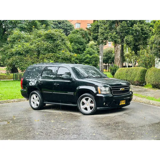 Chevrolet Tahoe 5.3 Lt