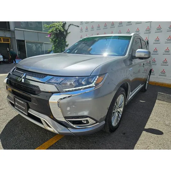 Mitsubishi Outlander 2.4 Limited Cvt