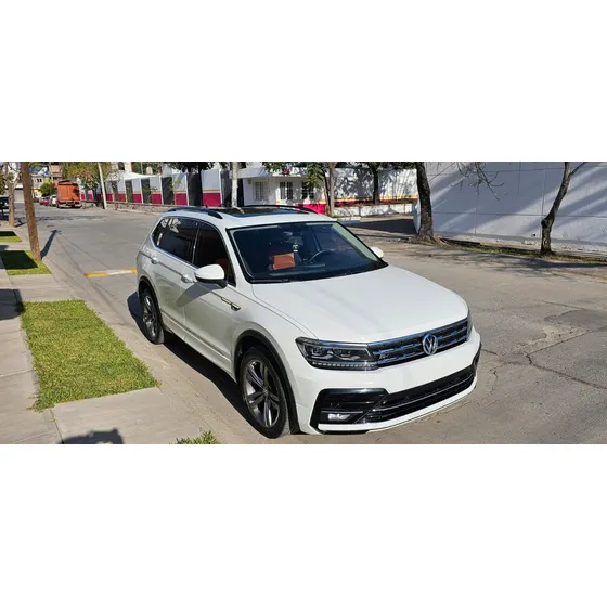 Volkswagen Tiguan 1.4 R-line