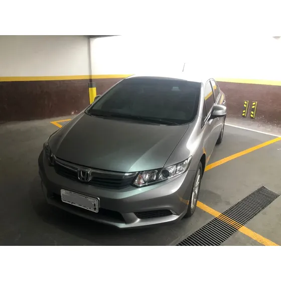 Honda Civic 1.8 Lxs Flex Aut. 4p
