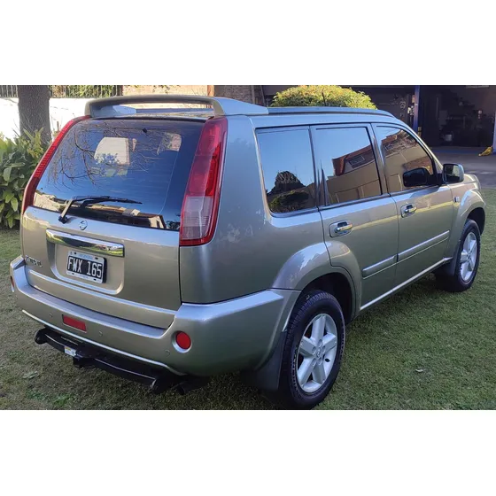 Nissan X-trail 2.5 4x4
