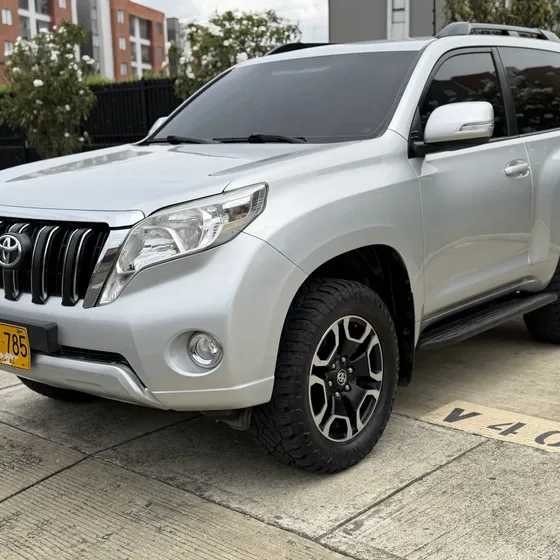 Toyota Prado 2014 2.7 Sumo