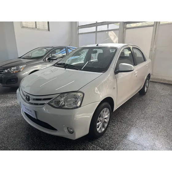Toyota Etios 1.5 Sedan Xs