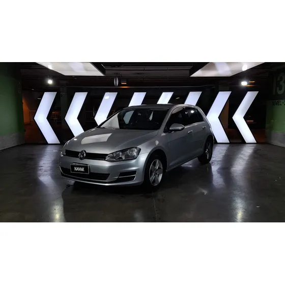 Volkswagen Golf 1.6 Mpi Trendline