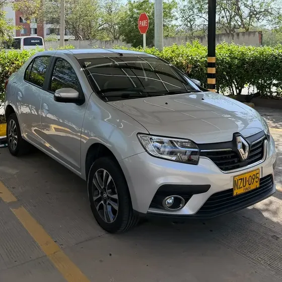 Renault Logan 2026 1.6 Intens Aut