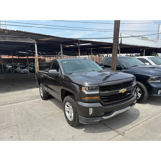 Chevrolet Cheyenne 5.4 2500 Cab Reg Lt Z71 4x4 At