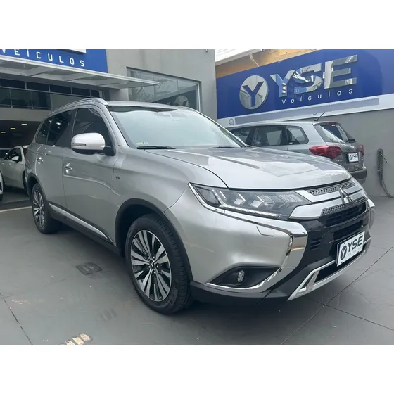 Mitsubishi Outlander Hpe-s 3.0 V6 4x4 5p Aut.
