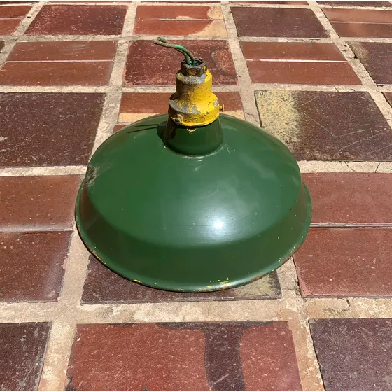 Lámpara Colgante Industrial Vintage Usada Verde