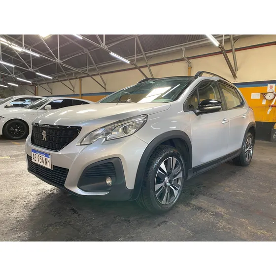 Peugeot 2008 1.6 Feline Am20