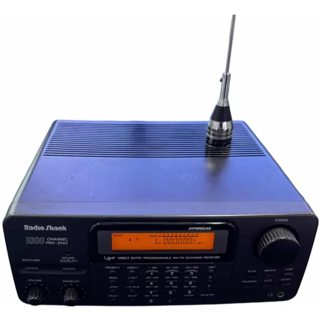 Rádio Shack Pro2042 1000 Canais Realistic 127v Usado