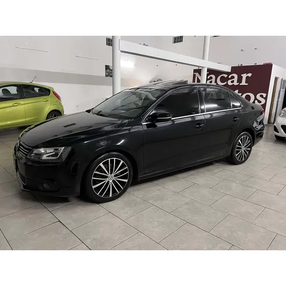 Volkswagen Vento 2.0 Sportline Tsi 200cv Bi-xenon