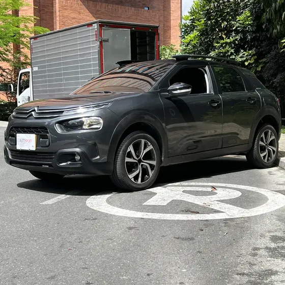 Citroën C4 Cactus 2019 1.6 Shine Turbo Aut