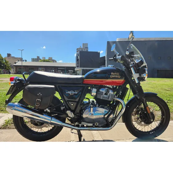 Royal Enfield Interceptor 650cc.sunset Strip