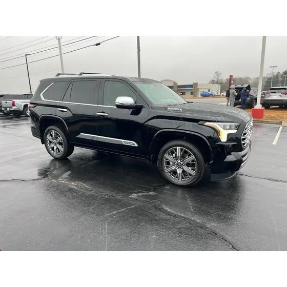 Toyota Sequoia 2026 Capstone